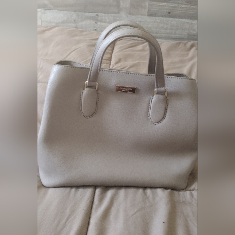 Kate Spade Elegant Gray Crossbody Bag